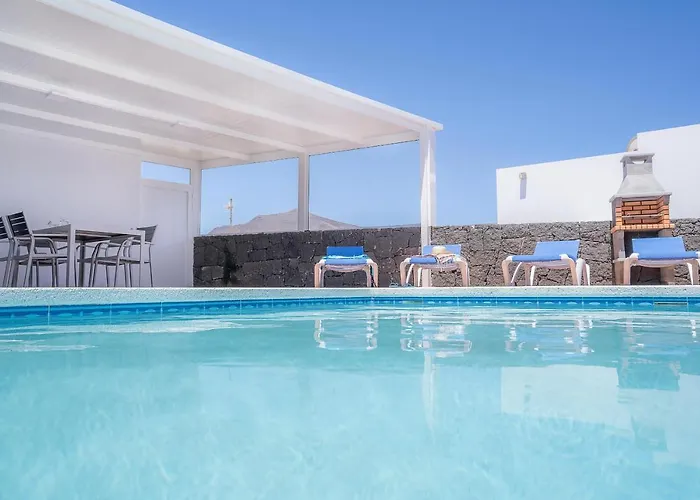 Vv Mapaluca Minigolf By Hh Playa Blanca