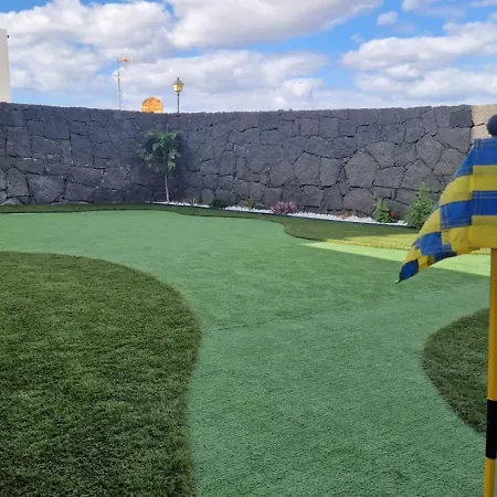 Vv Mapaluca Minigolf By Hh Villa
